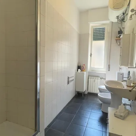 דירה Main Square - Spacious 4br - Wifi & Elevator - Alway Open *