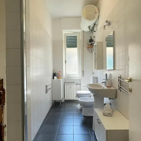 Main Square - Spacious 4br - Wifi & Elevator - Alway Open