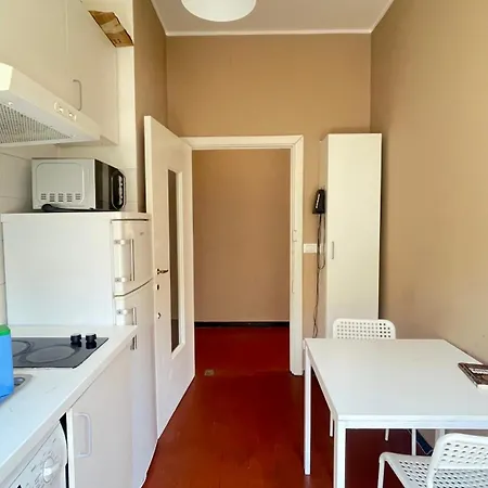 Main Square - Spacious 4br - Wifi & Elevator - Alway Open דירה